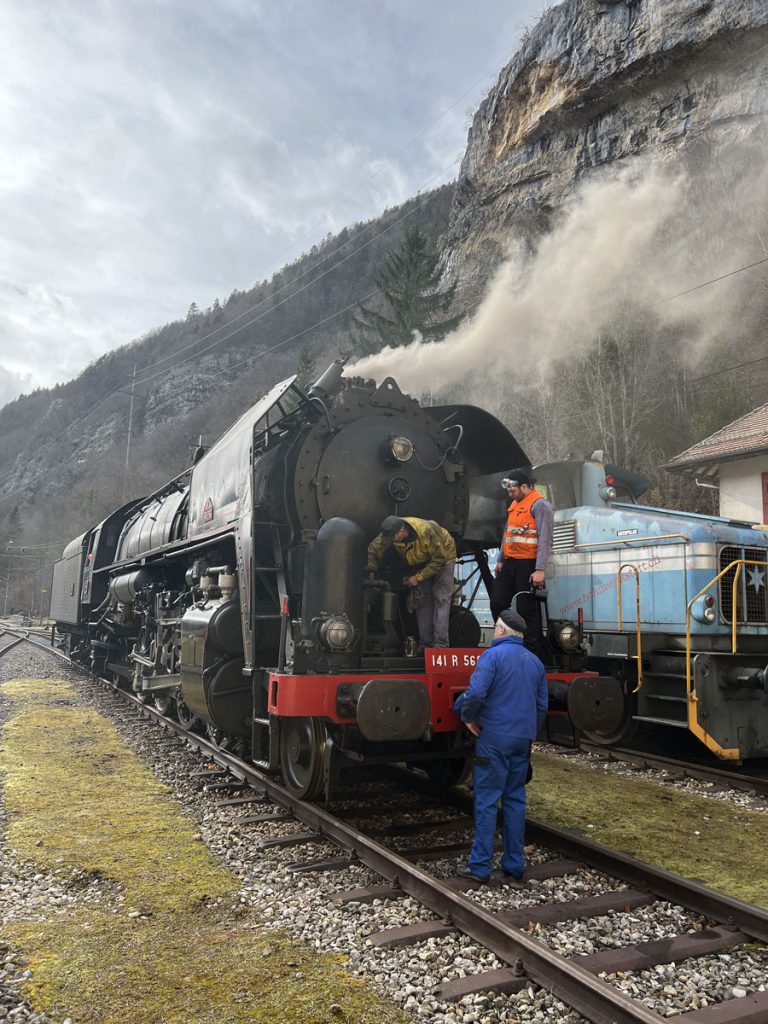 swiss-classic-train-mecanos
