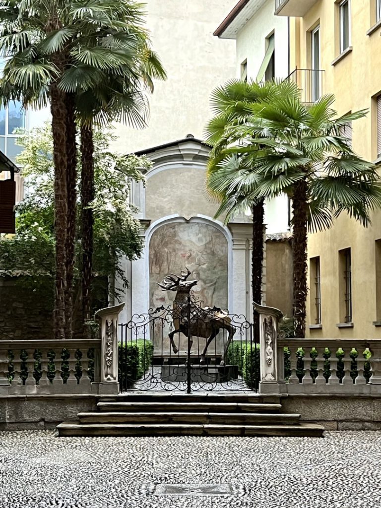 Status-monument-lugano