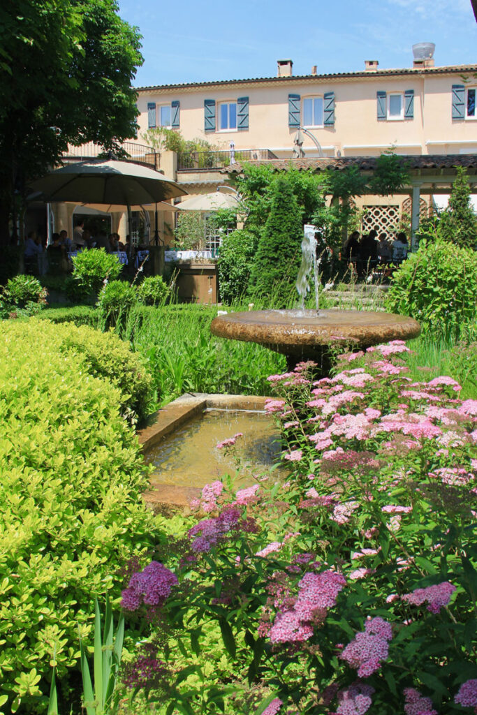 Les jardins du Restaurant Pigonnet à Aix-en-Provence