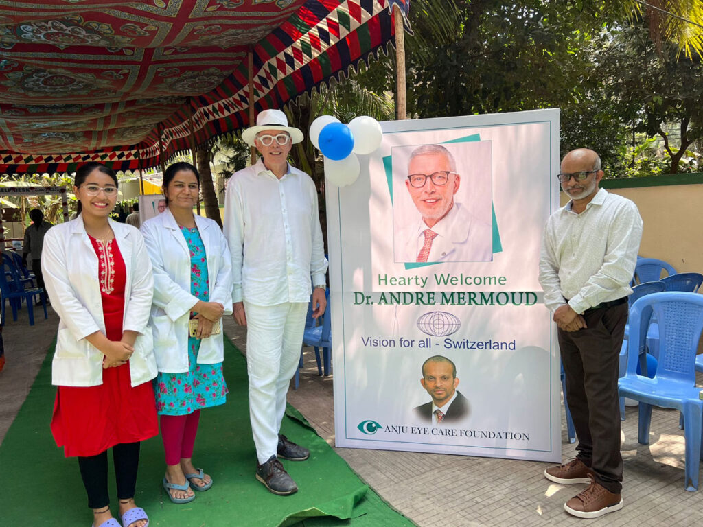 L'accueil chaleureux du Professeur Mermoud en Inde