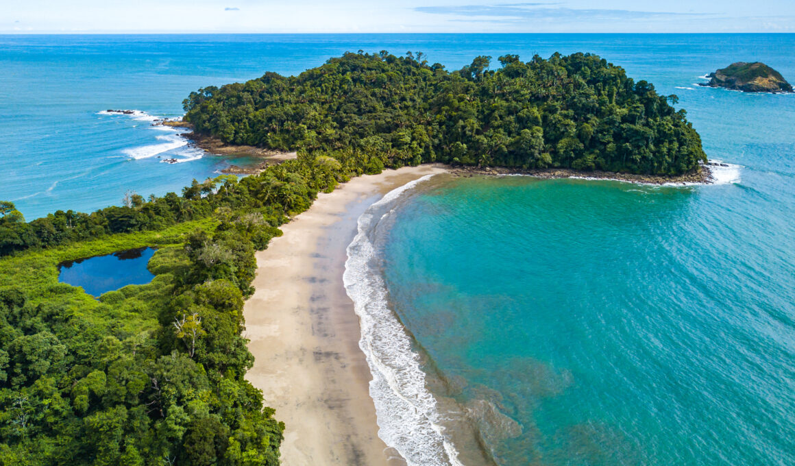 CostaRica_mer_1600x1200_By_A.Evasion