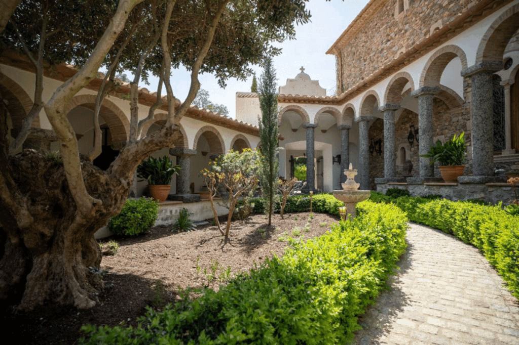 Le Mas Sant en Espagne