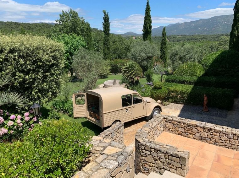 La Deuche camionnette d’André Mermoud